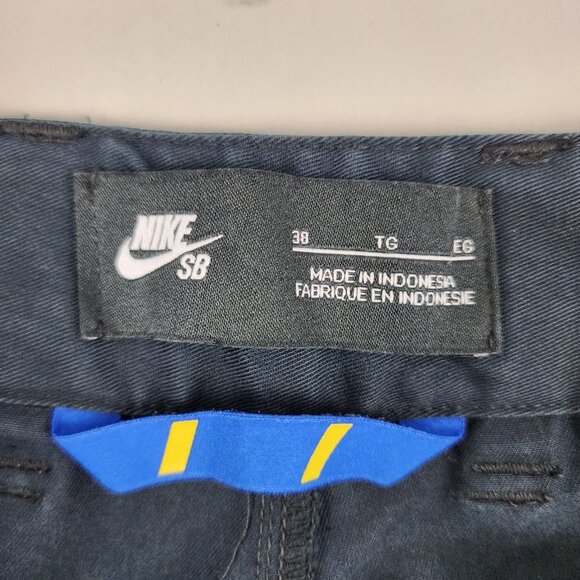 Nike Pants Mens 38 Black SB Sportswear Chino Preppy Pants (38x30) CJ7605-010 - Picture 5 of 12
